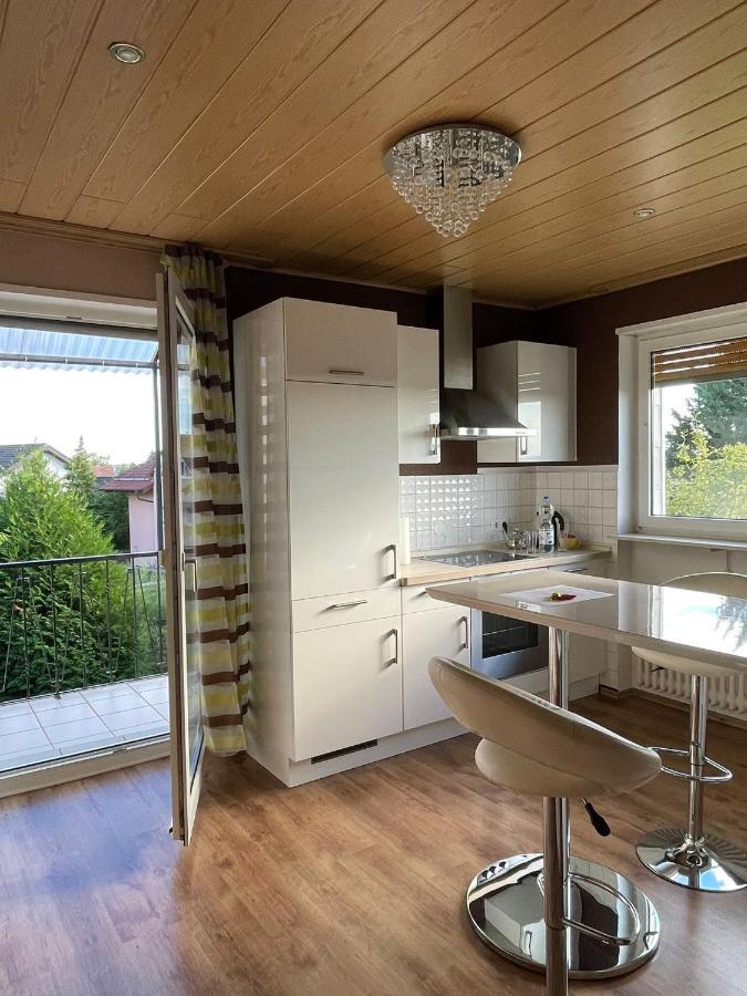 Gemuetliche, Helle Im Luftkurort Dansenberg Apartment